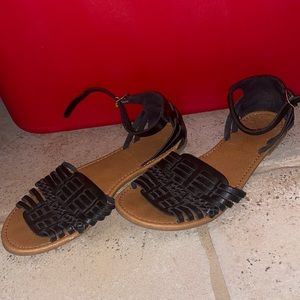 Black sandals